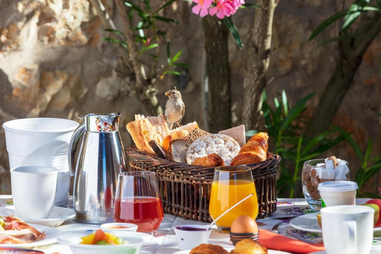 Logis Auberge Les Murets Hotel Restaurant Spa Chandolas Exterior photo