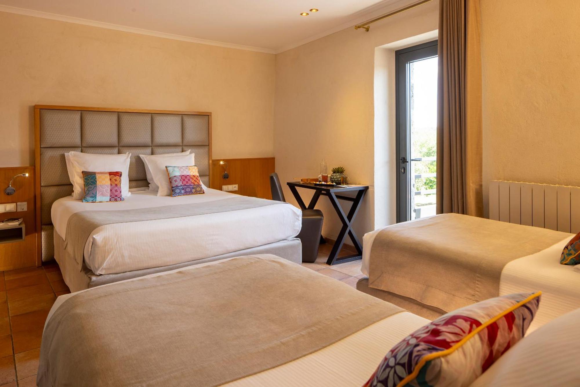 Logis Auberge Les Murets Hotel Restaurant Spa Chandolas Exterior photo