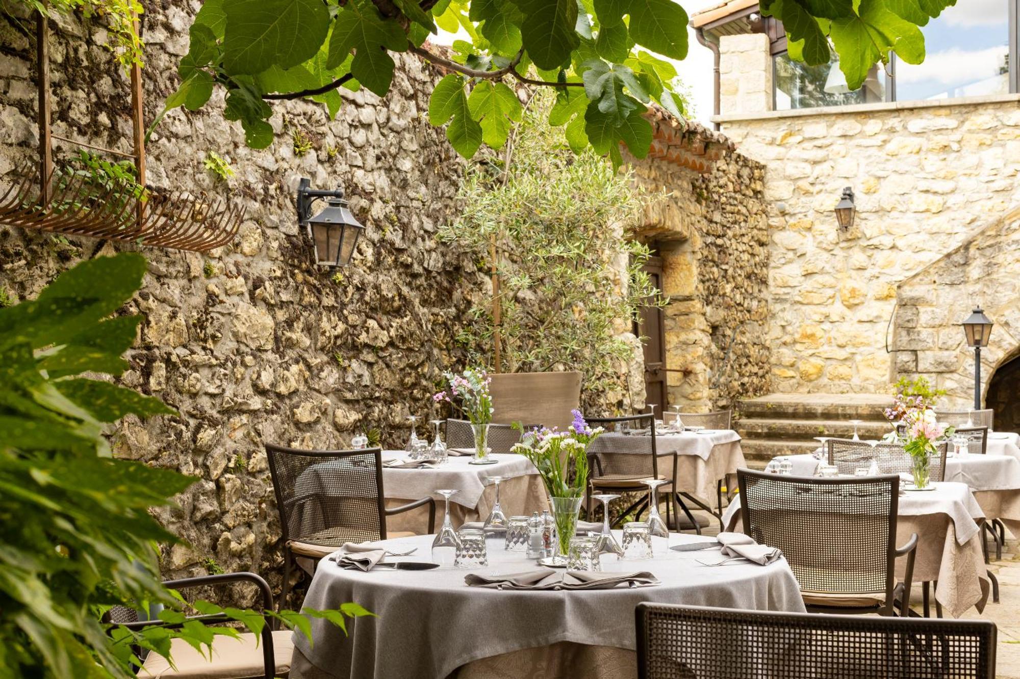 Logis Auberge Les Murets Hotel Restaurant Spa Chandolas Exterior photo